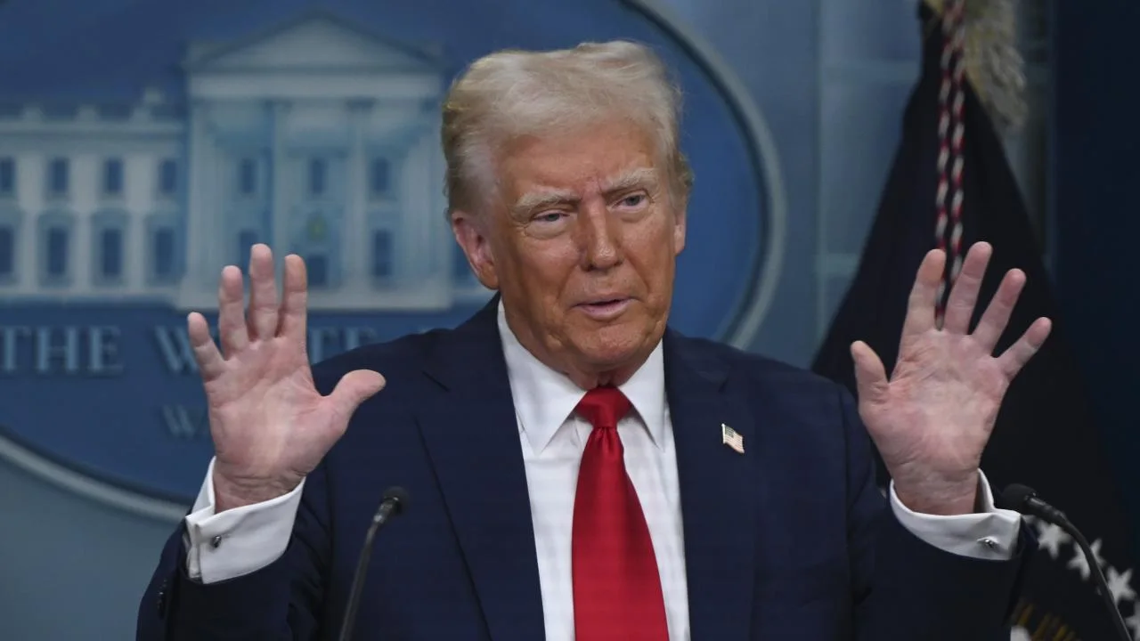 ABD Başkanı Trump, Güney Kore'nin ABD'de 200 Milyar Dolar Enerji Yatırımı Yapacağını Duyurdu