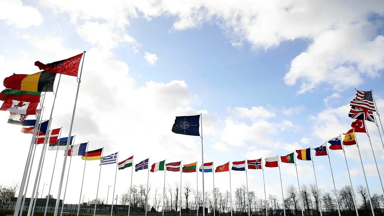 NATO, Rusya'nın nükleer söylemlerini ve güç kullanma tehditlerini резми şekilde kınadı