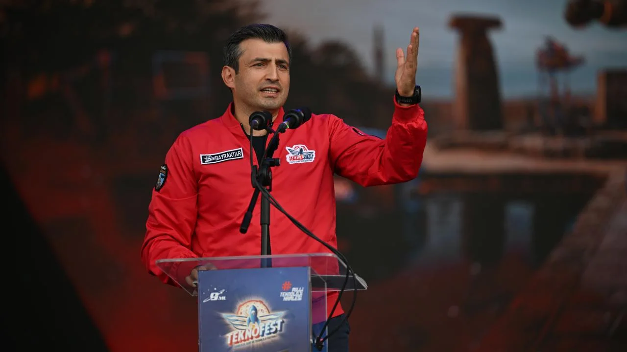 Selçuk Bayraktar: TEKNOFEST, 'Biz yapamayız' Anlayışına Başkaldırı ve Öz Güven Devrimi